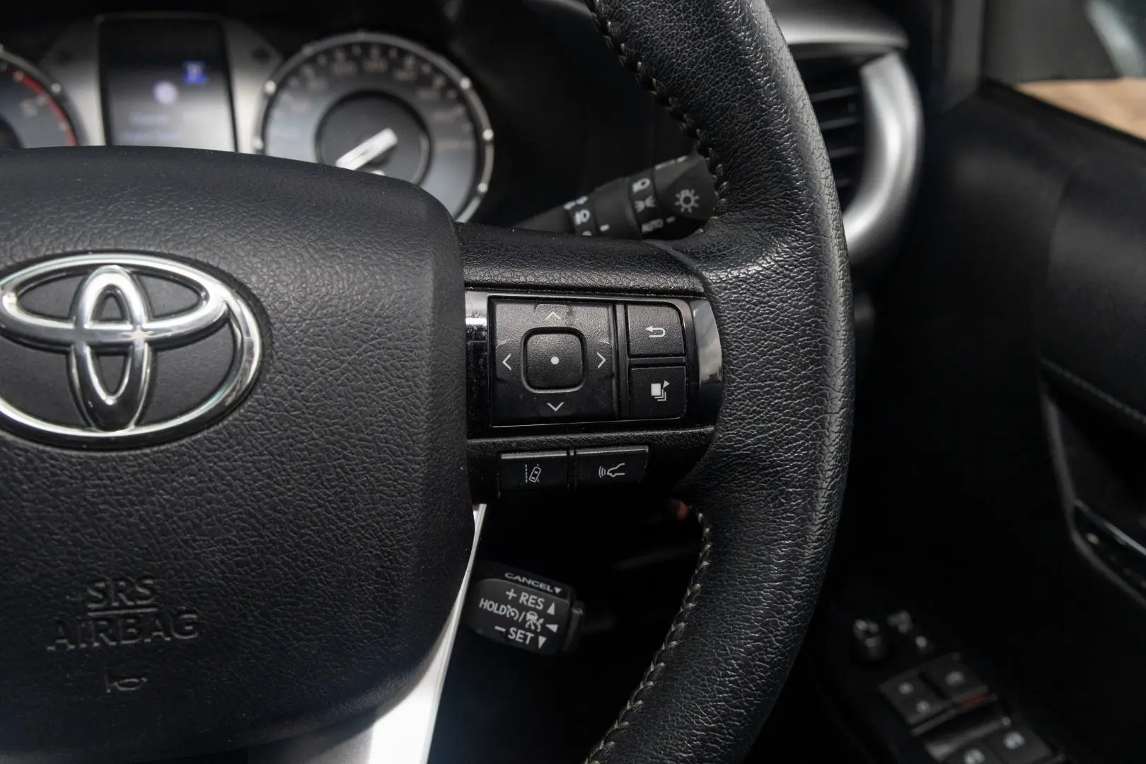 2023 Toyota Hilux Gallery Image 12