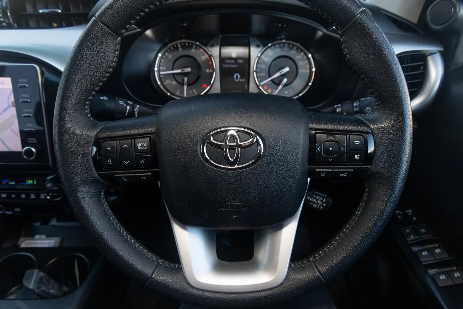 2023 Toyota Hilux Gallery Image 7
