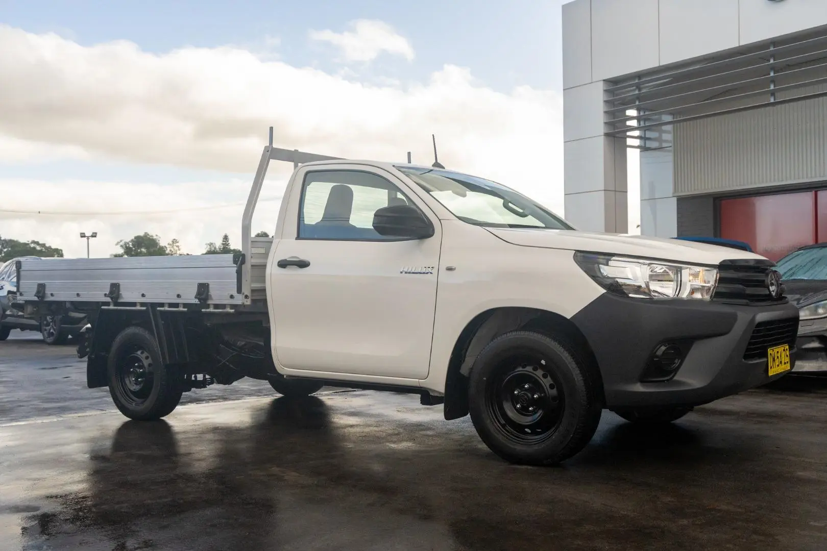 2019 Toyota Hilux Gallery Image 3