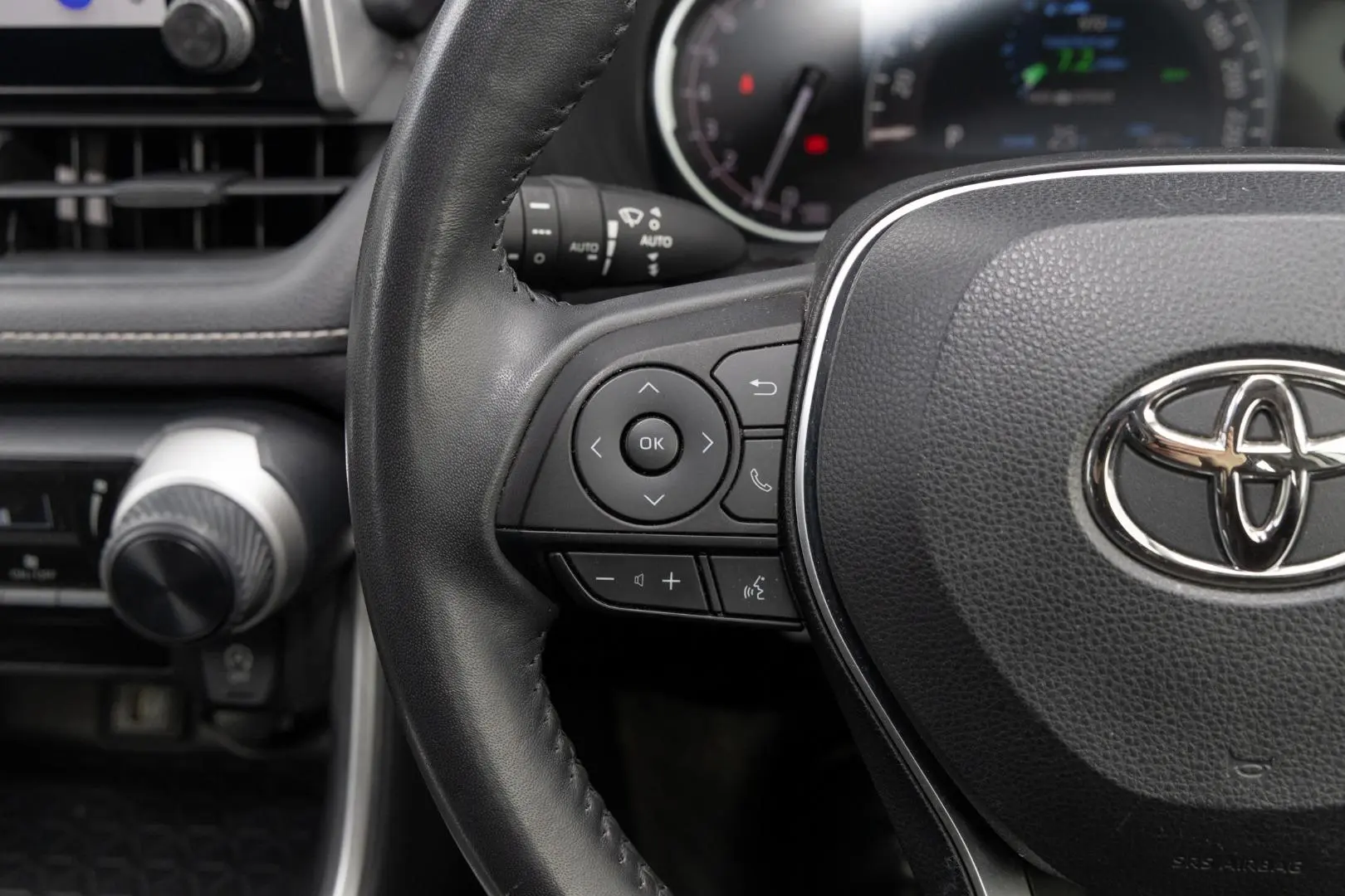 2022 Toyota RAV4 Gallery Image 11