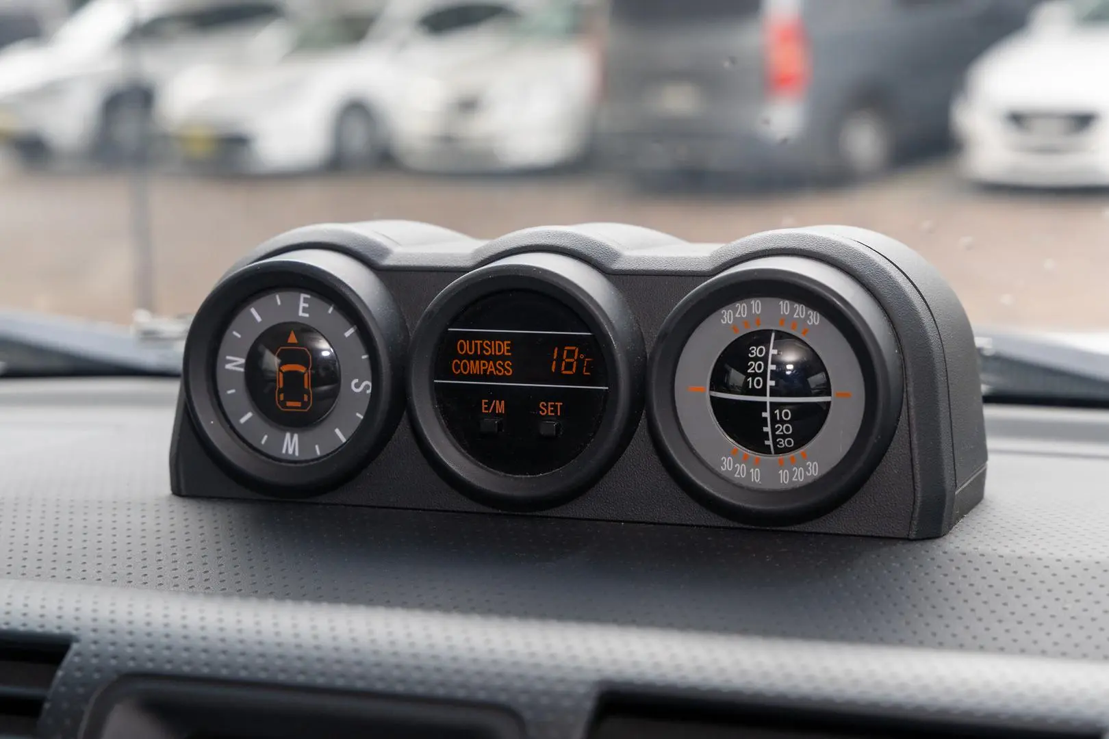 2011 Toyota FJ Cruiser Gallery Image 14