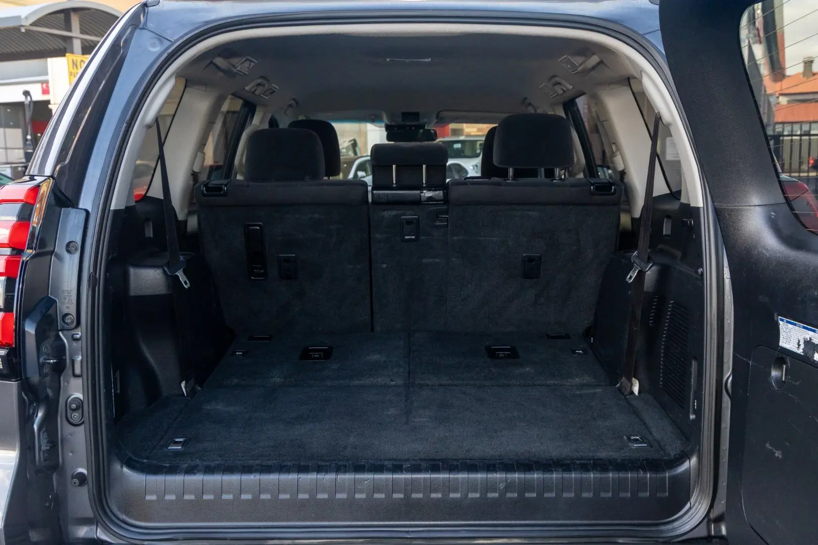 2021 Toyota Landcruiser Prado Gallery Image 19