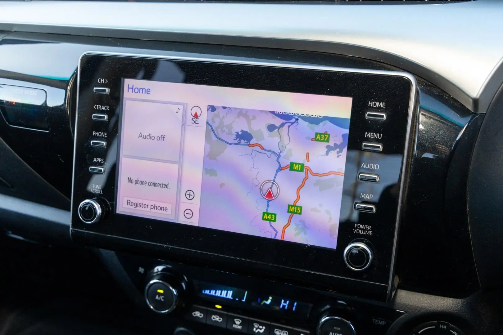 2021 Toyota Hilux Gallery Image 14