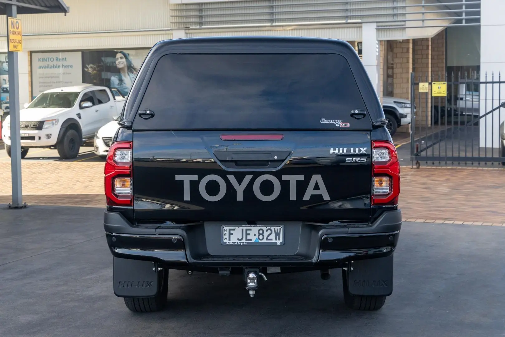 2024 Toyota Hilux Gallery Image 5