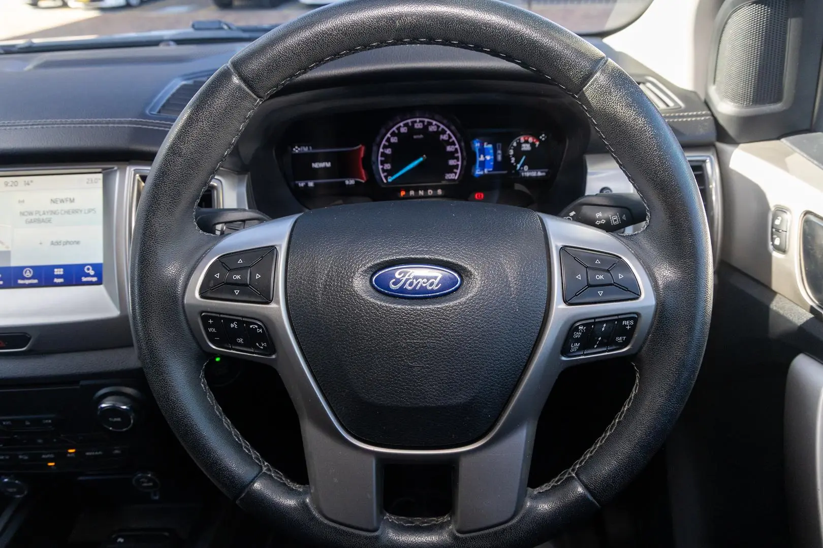 2018 Ford Everest Gallery Image 9