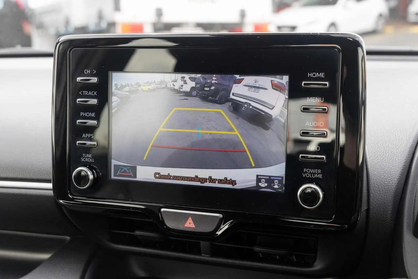 2022 Toyota Yaris Gallery Image 15