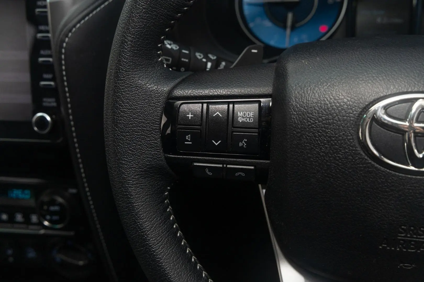2022 Toyota Fortuner Gallery Image 11