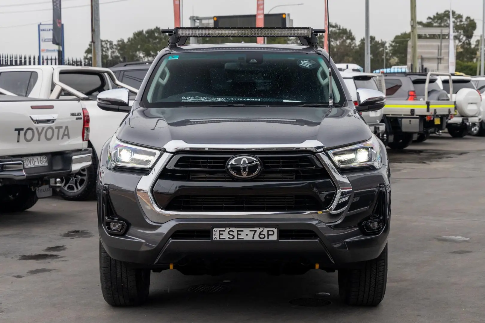 2022 Toyota Hilux Gallery Image 4