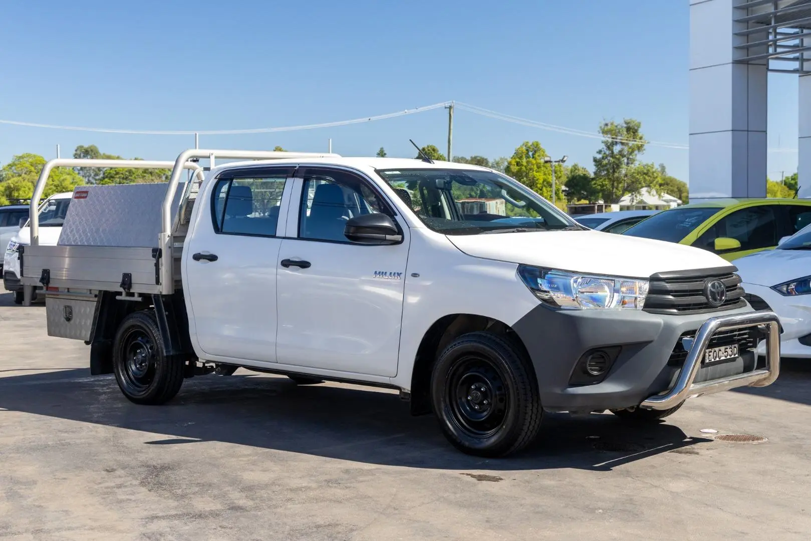 2021 Toyota Hilux Gallery Image 3