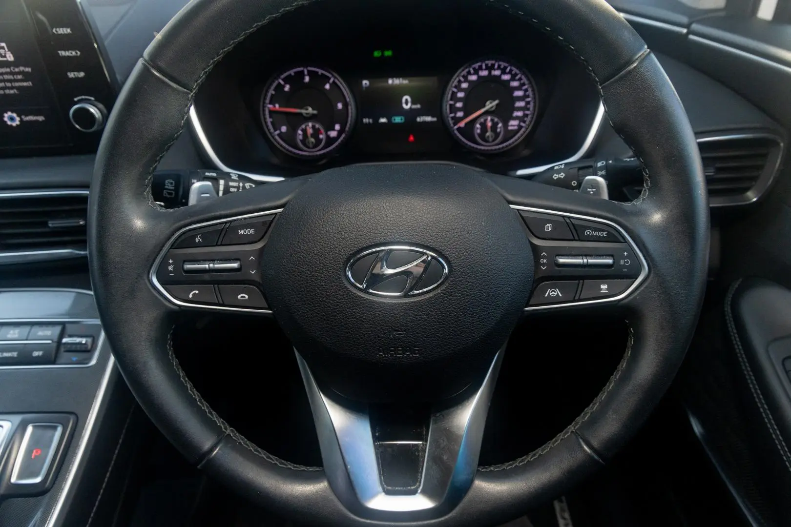 2022 Hyundai Santa Fe Gallery Image 10