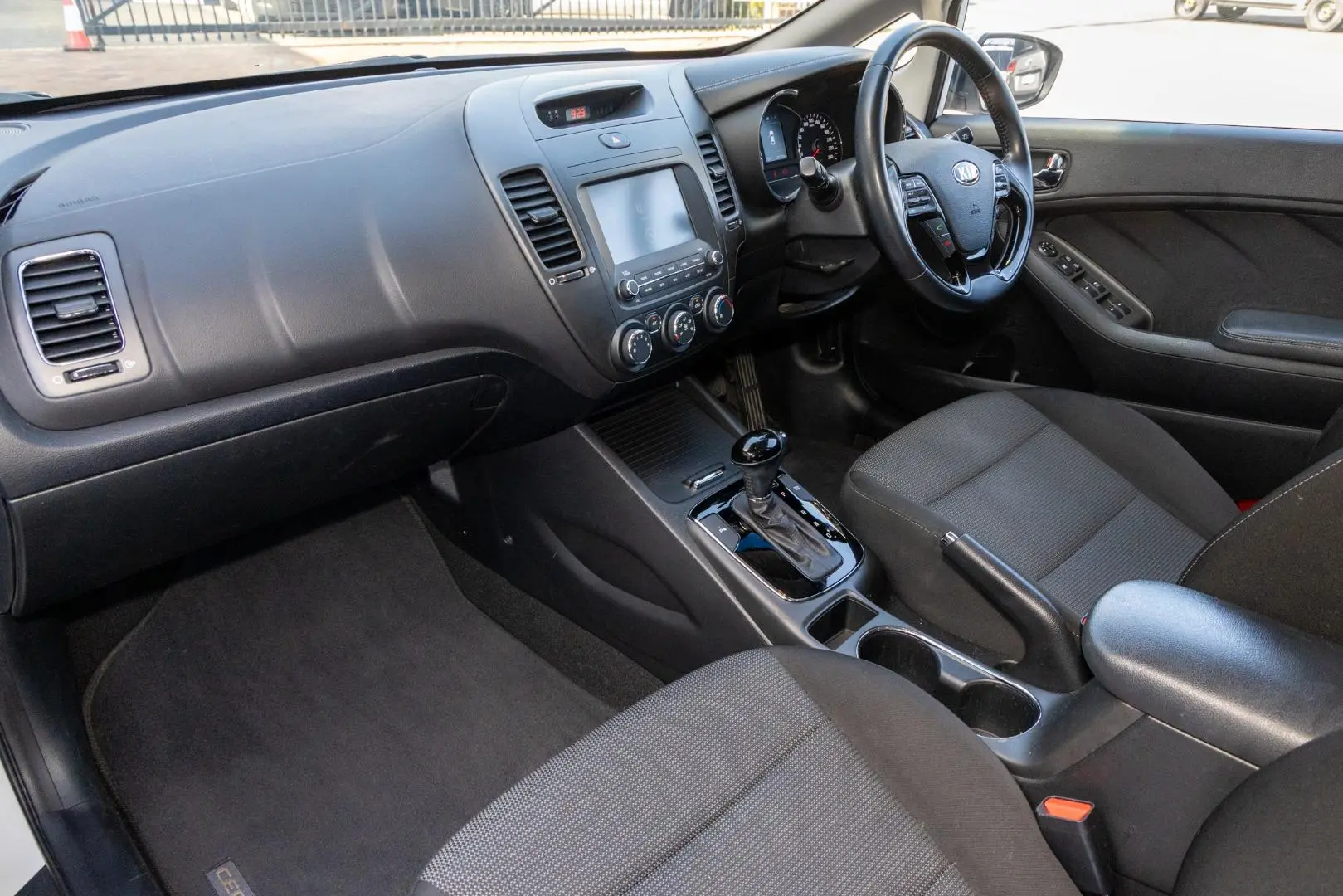 2018 Kia Cerato Gallery Image 8