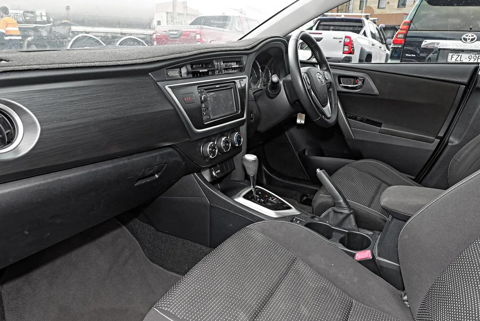 2014 Toyota Corolla Gallery Image 8