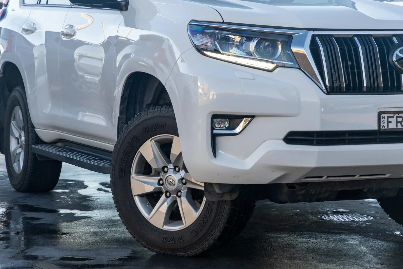 2022 Toyota Landcruiser Prado Gallery Image 6