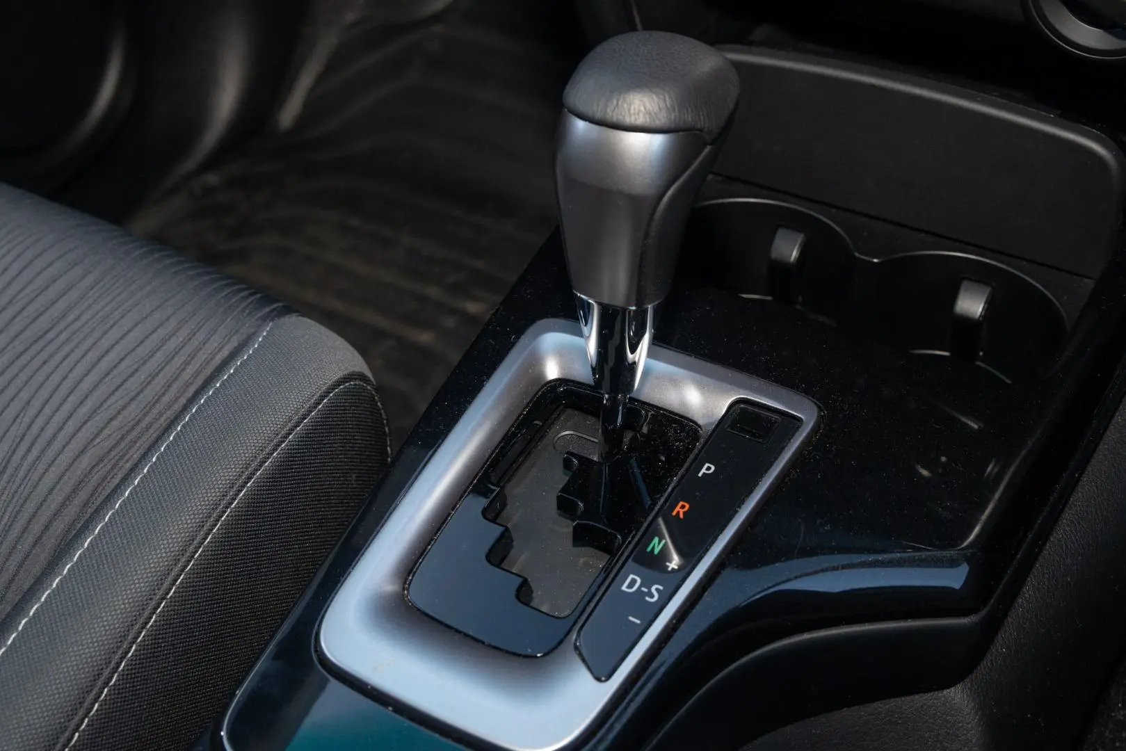 2023 Toyota Fortuner Gallery Image 17