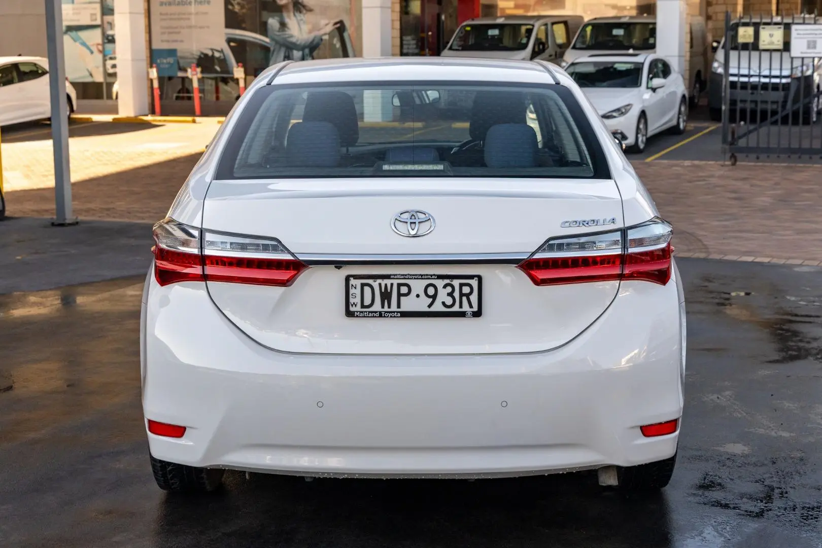 2018 Toyota Corolla Gallery Image 5