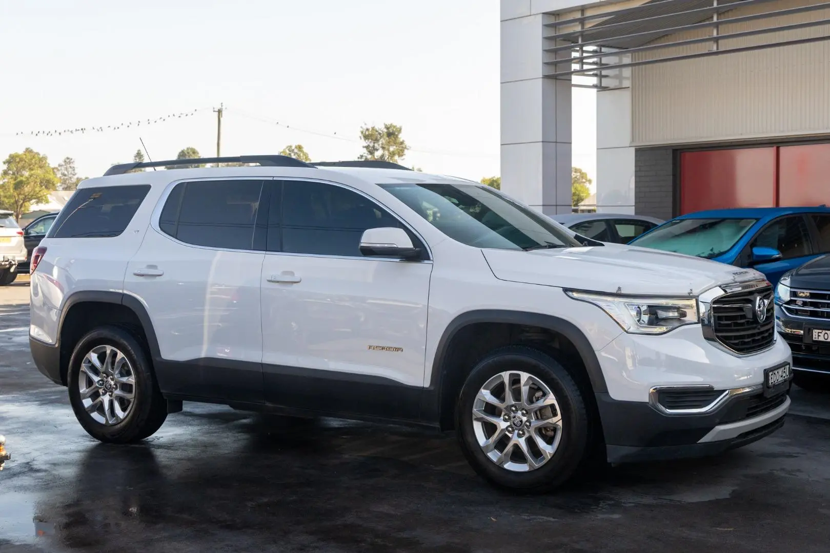 2019 Holden Acadia Gallery Image 3