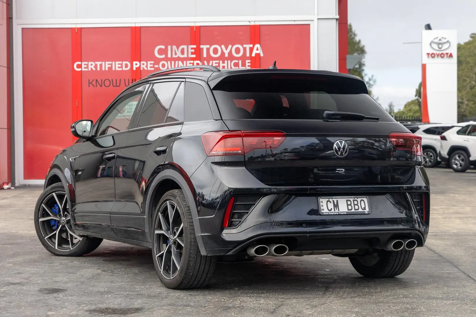 2022 Volkswagen T-Roc Gallery Image 2