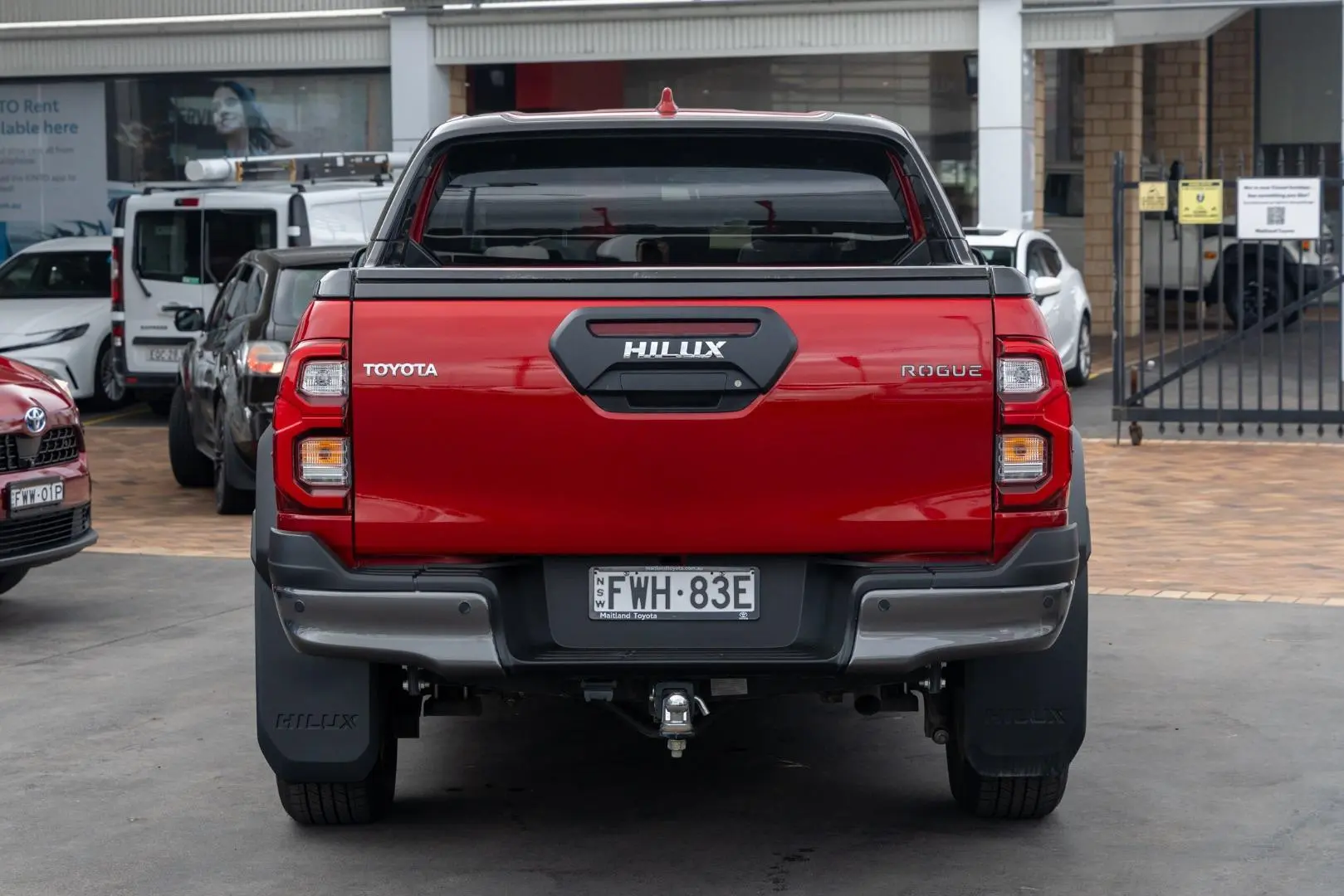 2025 Toyota Hilux Gallery Image 5