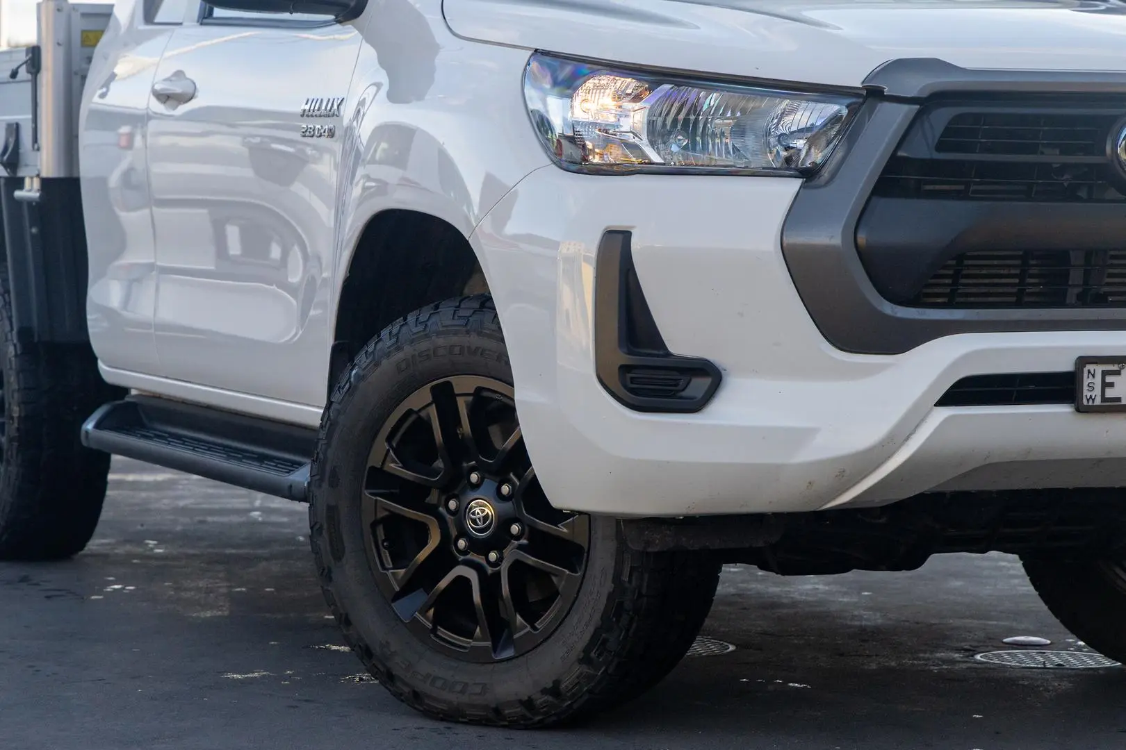 2023 Toyota Hilux Gallery Image 6