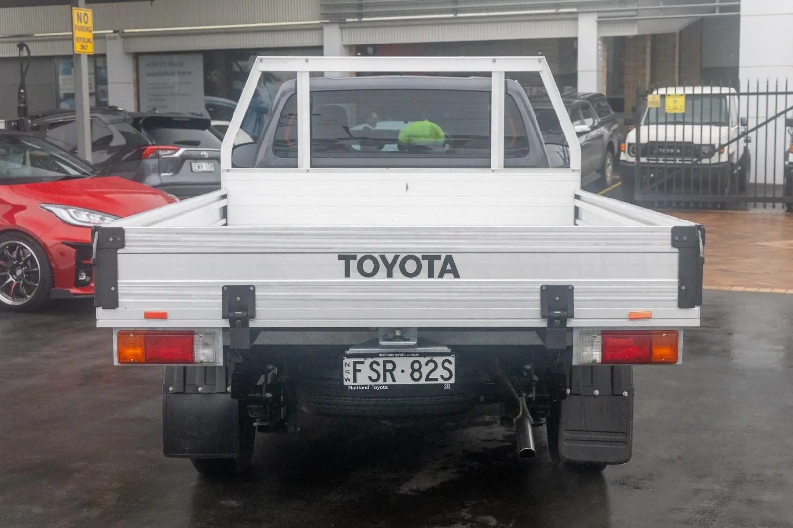 2019 Toyota Hilux Gallery Image 5