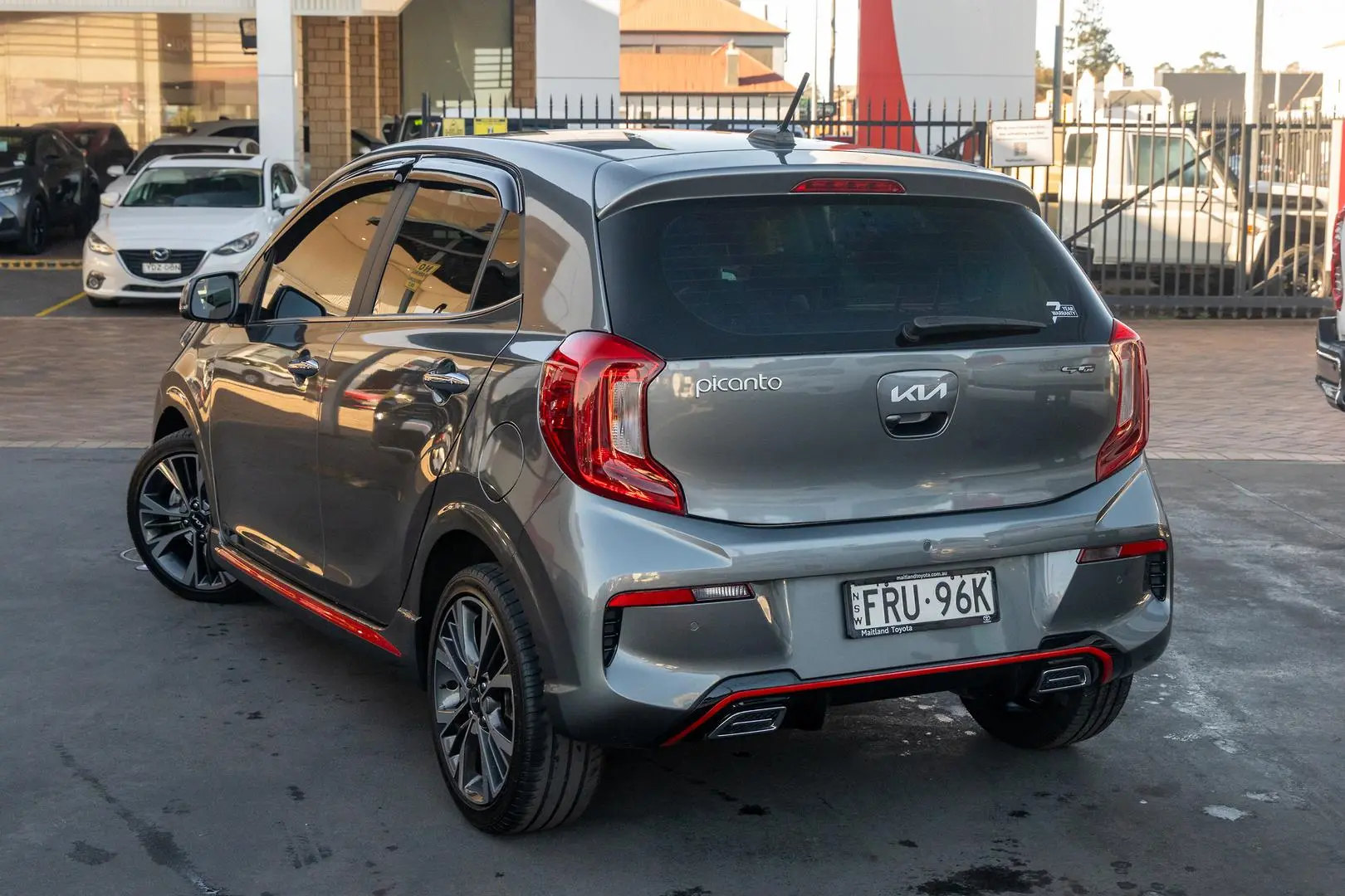 2022 Kia Picanto Gallery Image 2