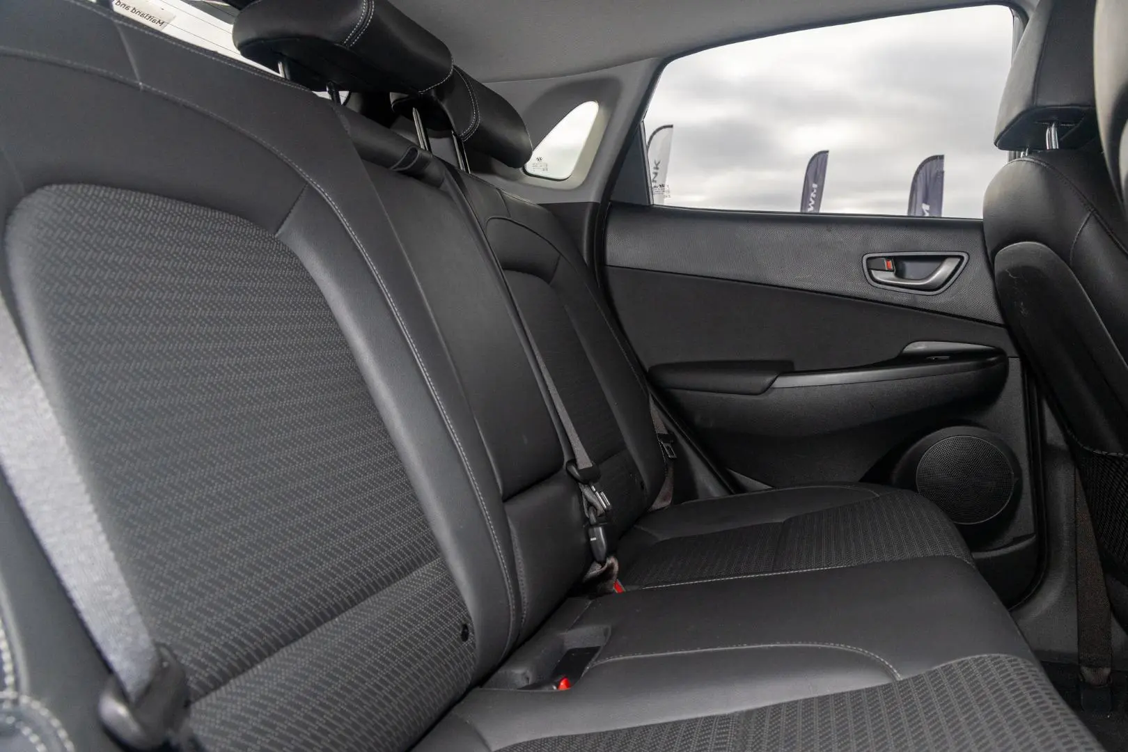2017 Hyundai Kona Gallery Image 9