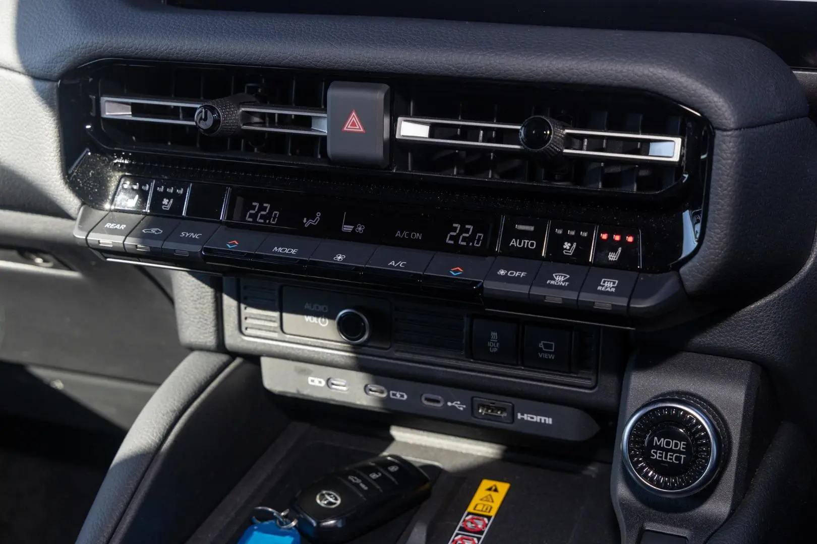 2024 Toyota Landcruiser Prado Gallery Image 16