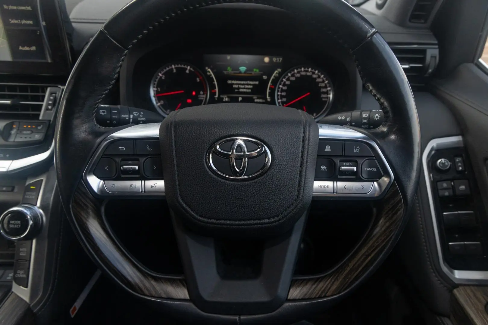 2022 Toyota Landcruiser Gallery Image 11
