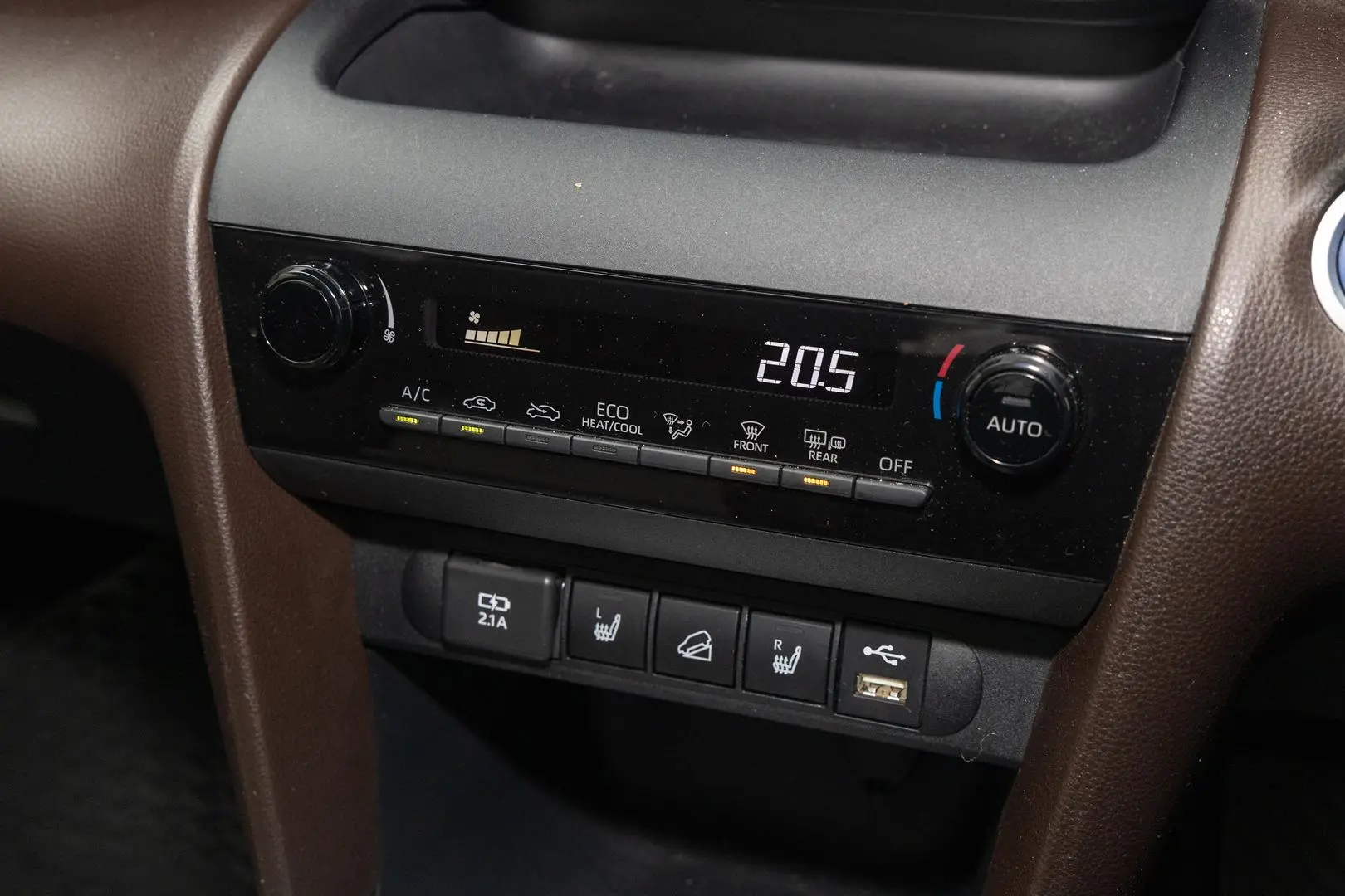 2021 Toyota Yaris Cross Gallery Image 16