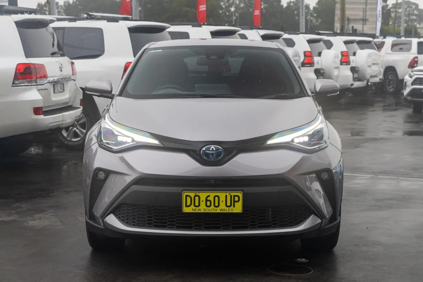 2023 Toyota C-HR Gallery Image 4