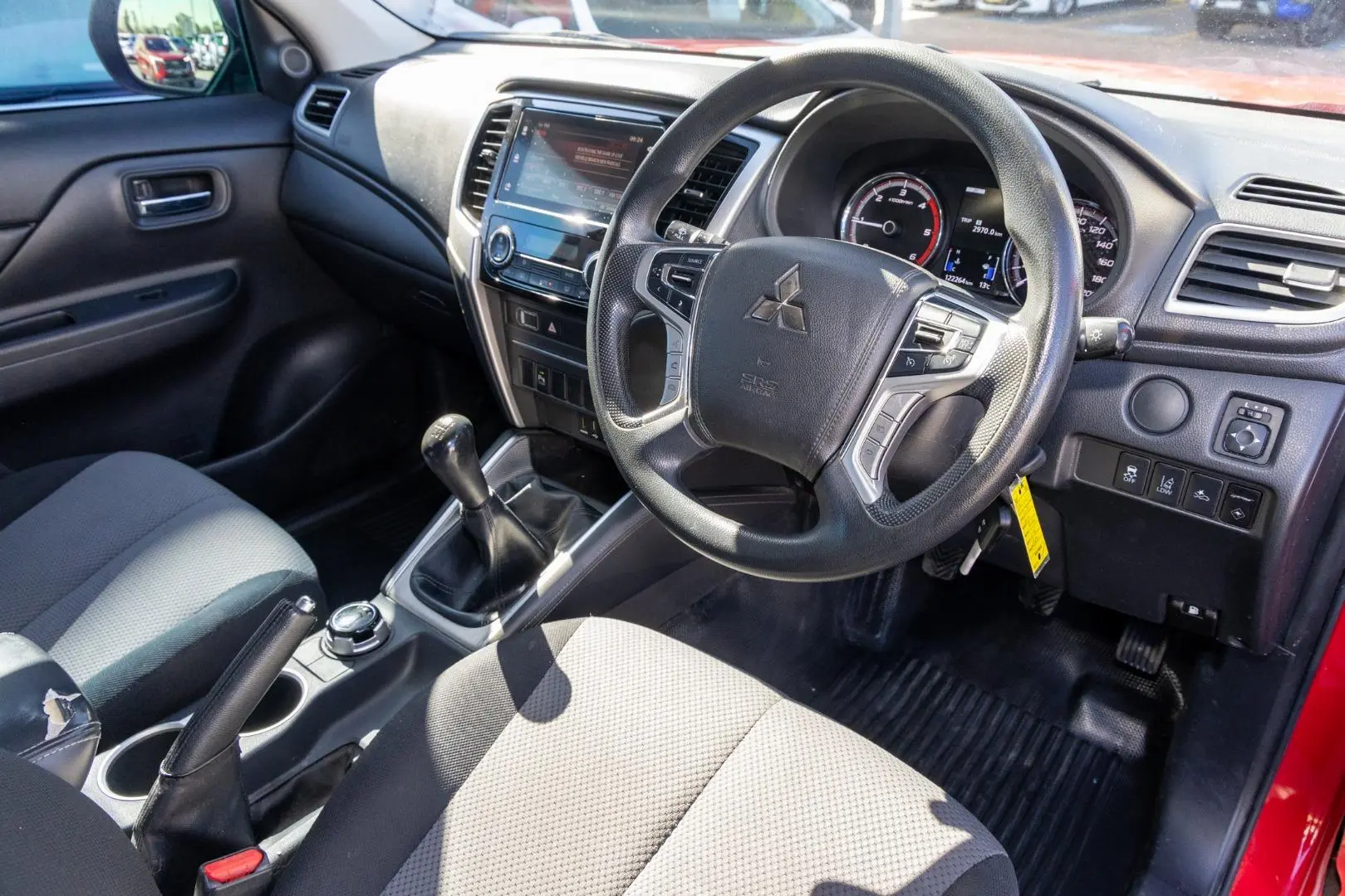 2018 Mitsubishi Triton Gallery Image 7