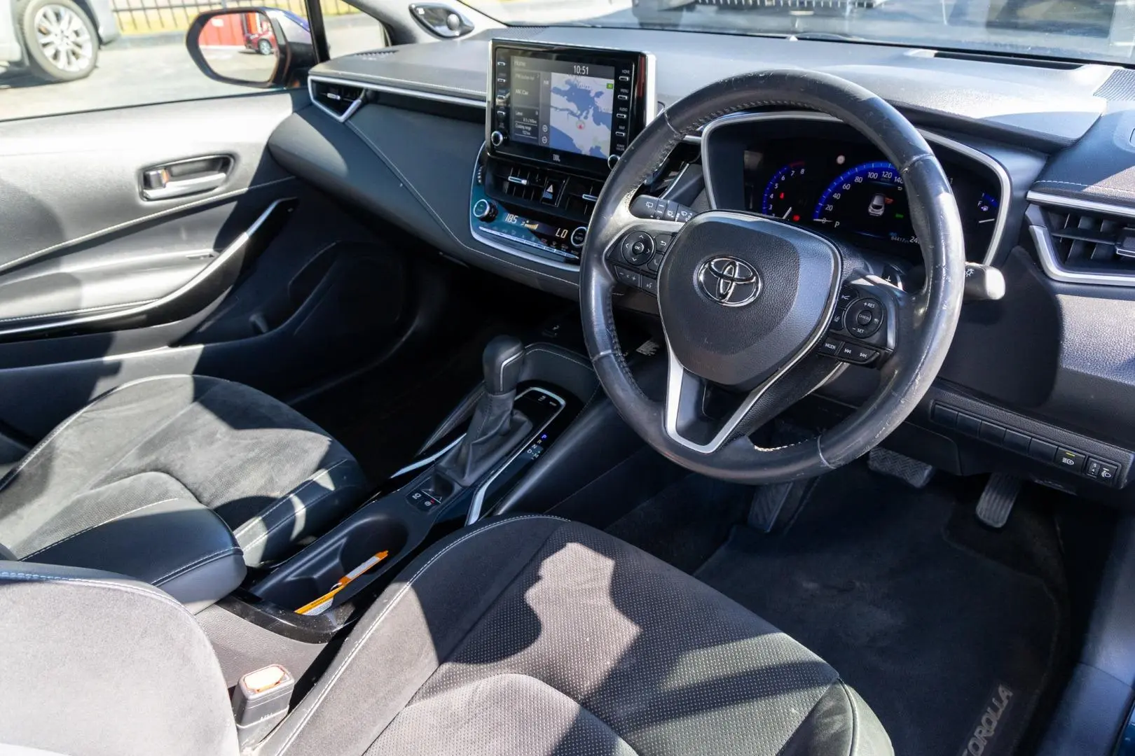 2019 Toyota Corolla Gallery Image 7