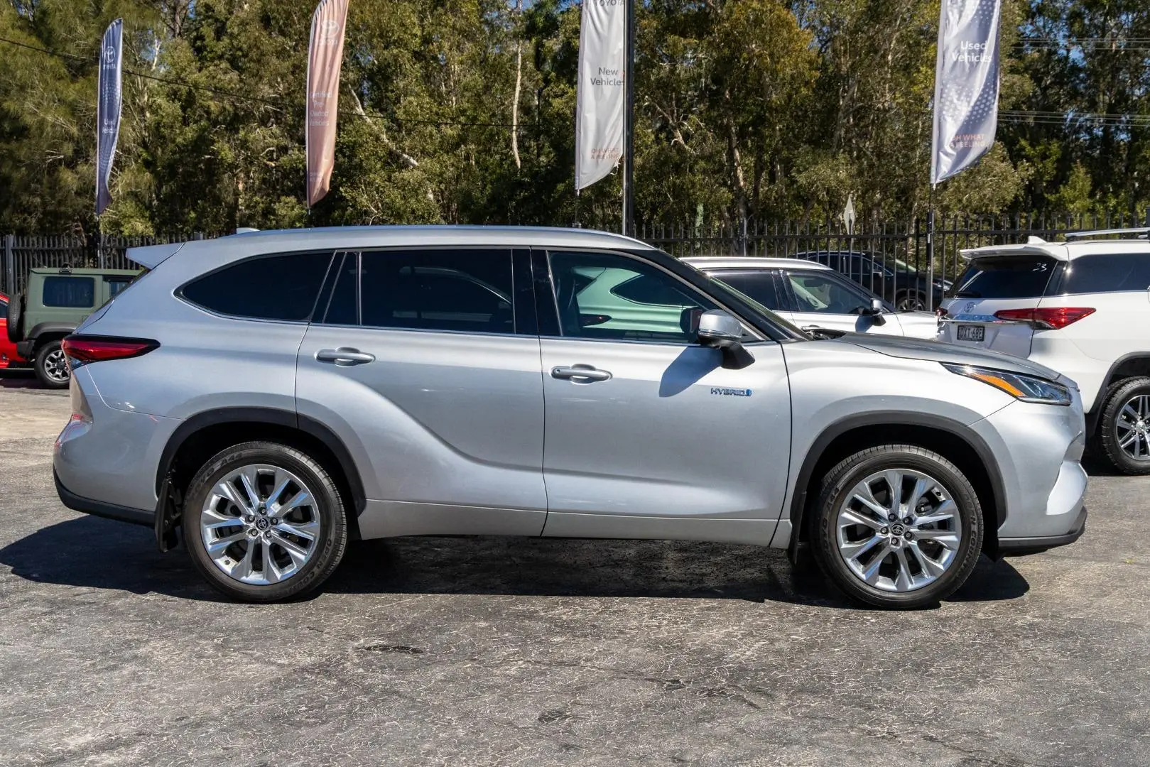 2023 Toyota Kluger Gallery Image 3