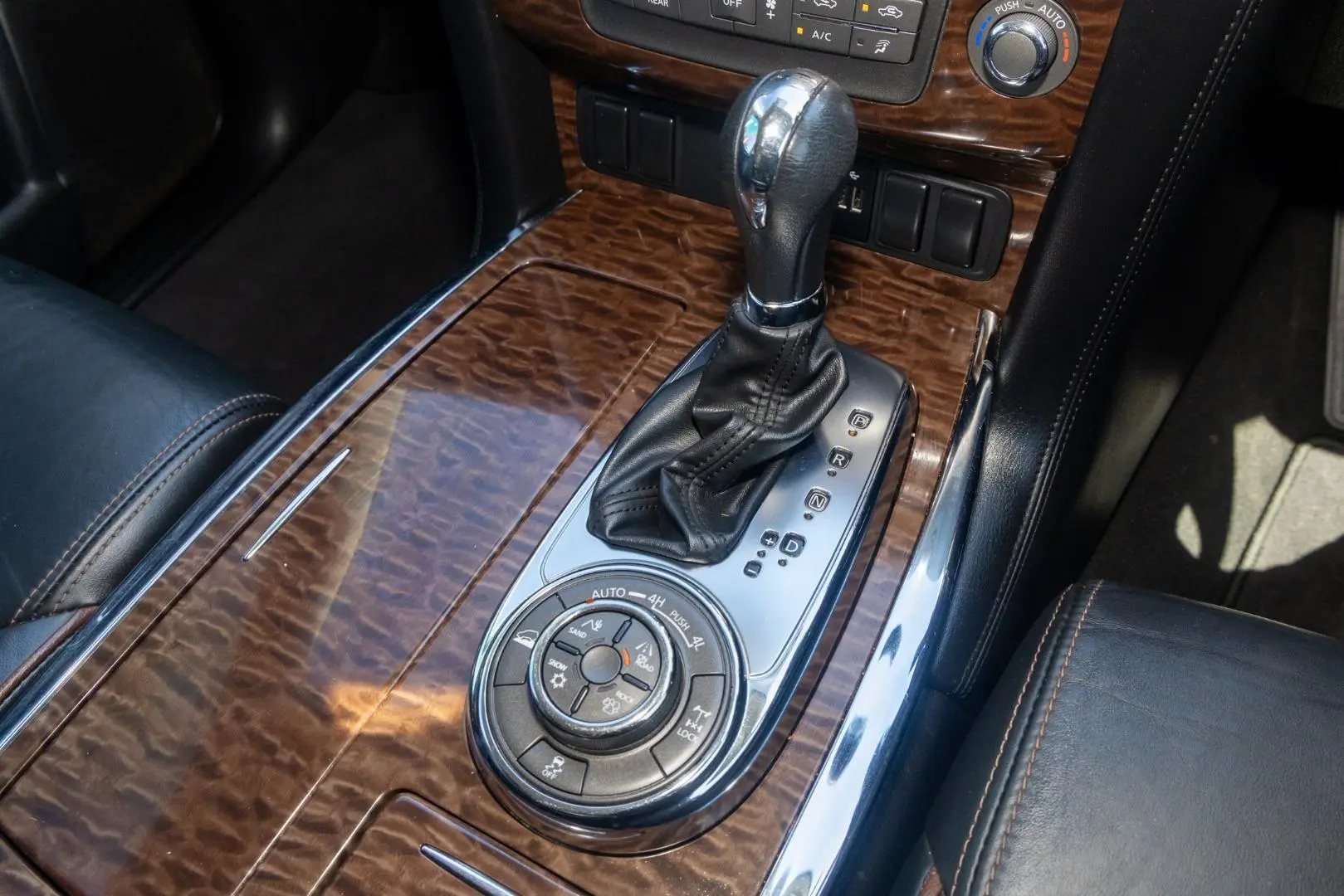 2021 Nissan Patrol Gallery Image 17