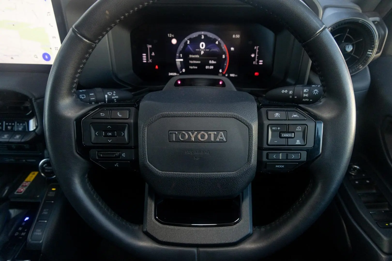 2024 Toyota Landcruiser Prado Gallery Image 10