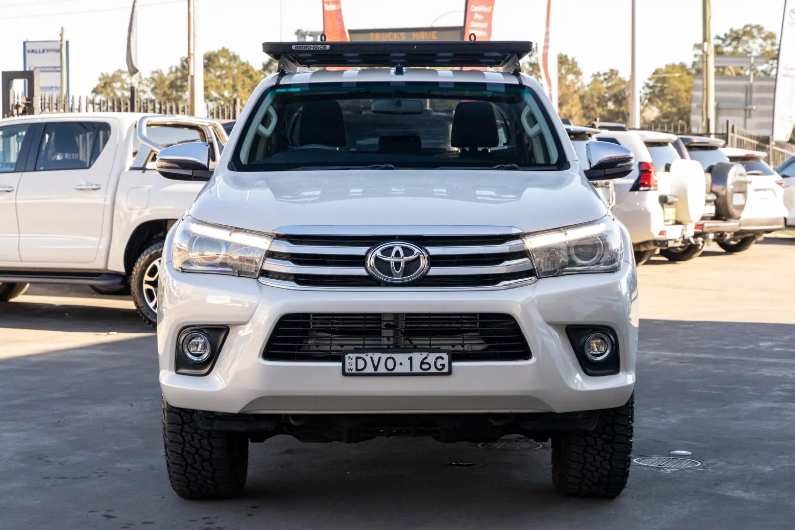 2017 Toyota Hilux Gallery Image 4