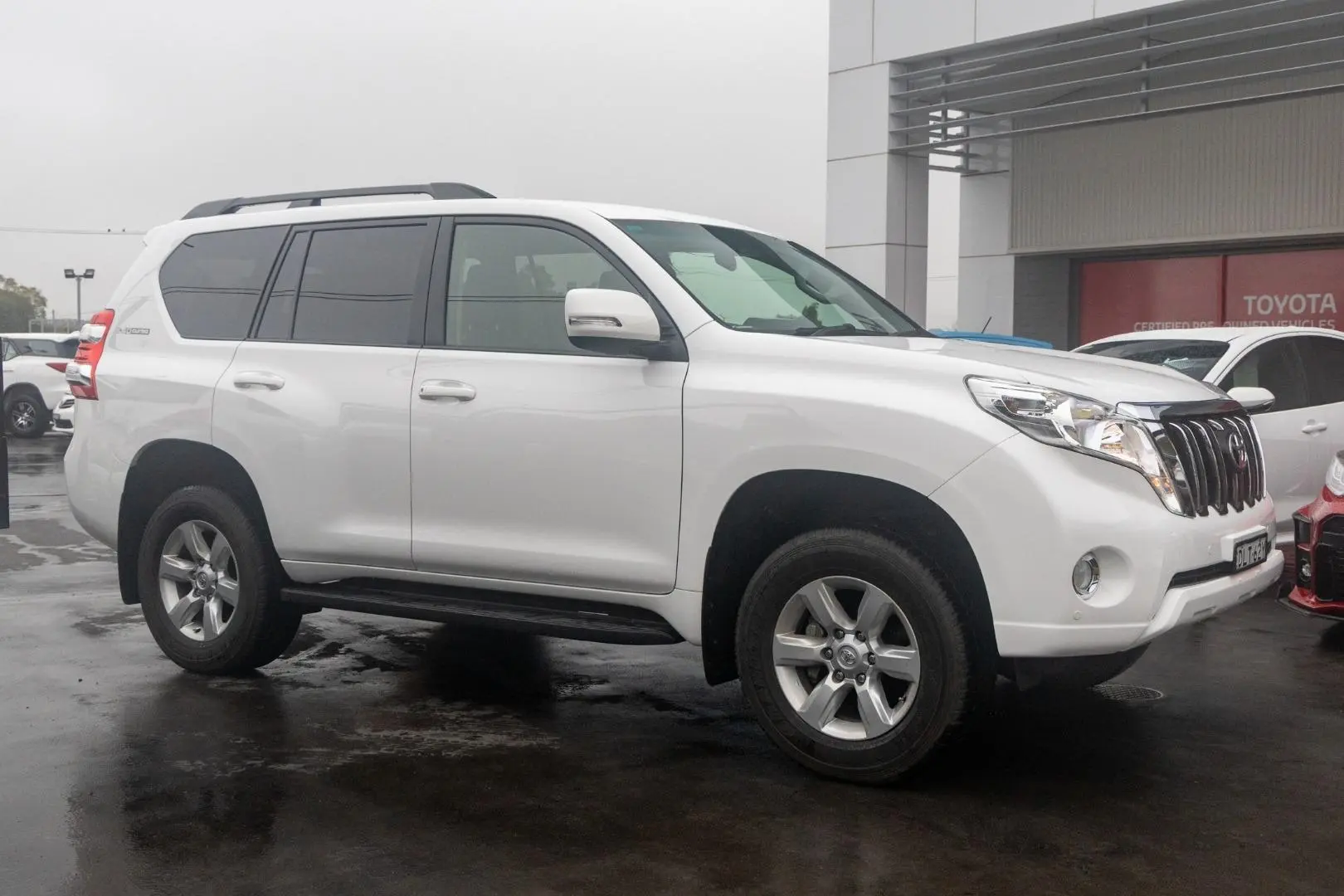 2017 Toyota Landcruiser Prado Gallery Image 3