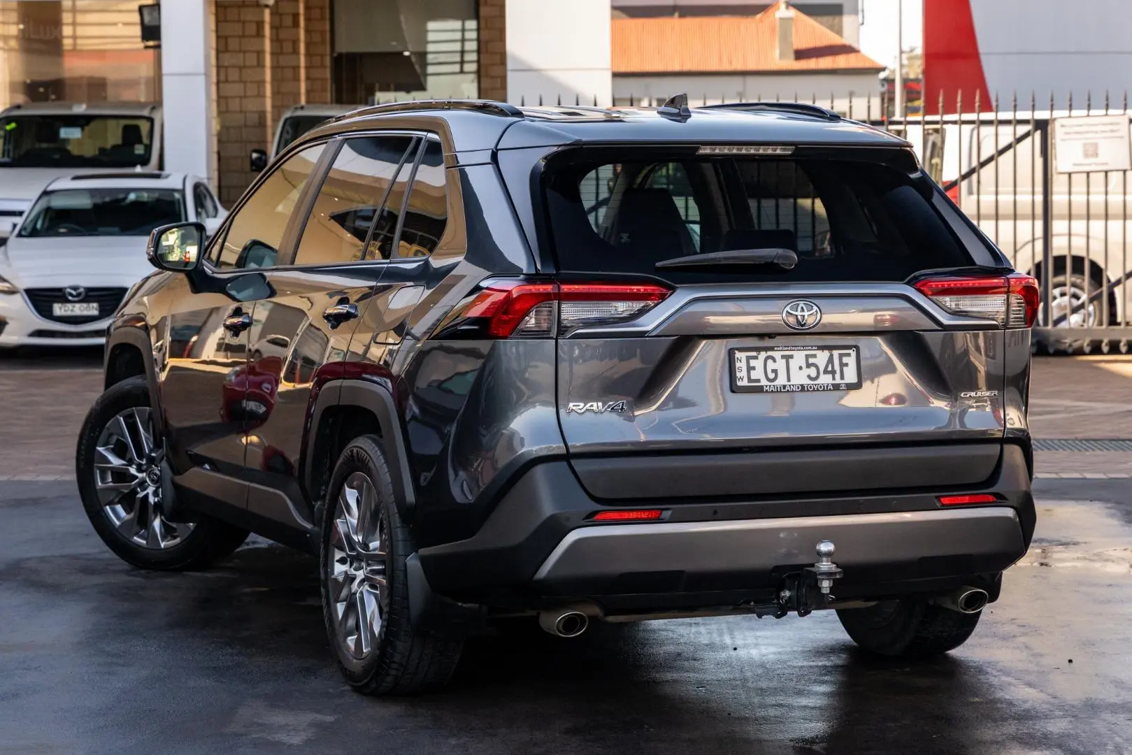 2020 Toyota RAV4 Gallery Image 2