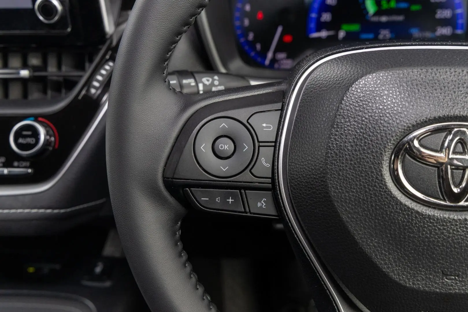 2021 Toyota Corolla Gallery Image 11