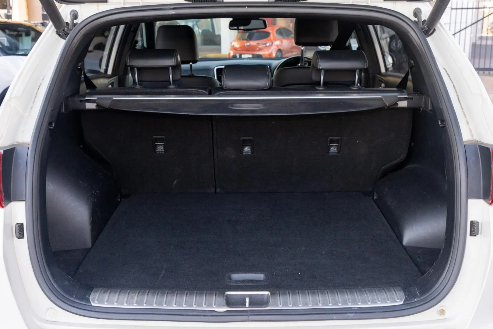 2019 Kia Sportage Gallery Image 19
