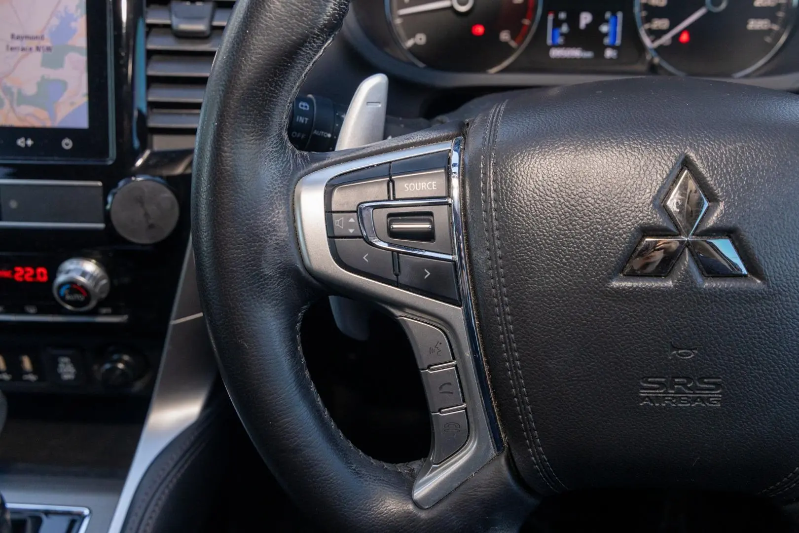 2022 Mitsubishi Pajero Sport Gallery Image 11