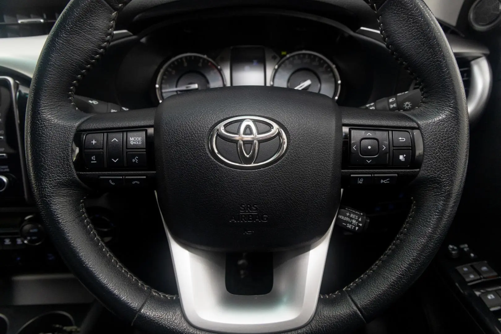 2023 Toyota Hilux Gallery Image 10