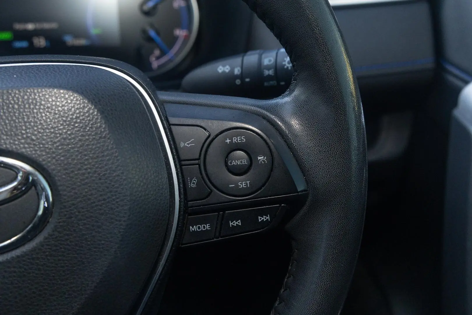 2022 Toyota RAV4 Gallery Image 12