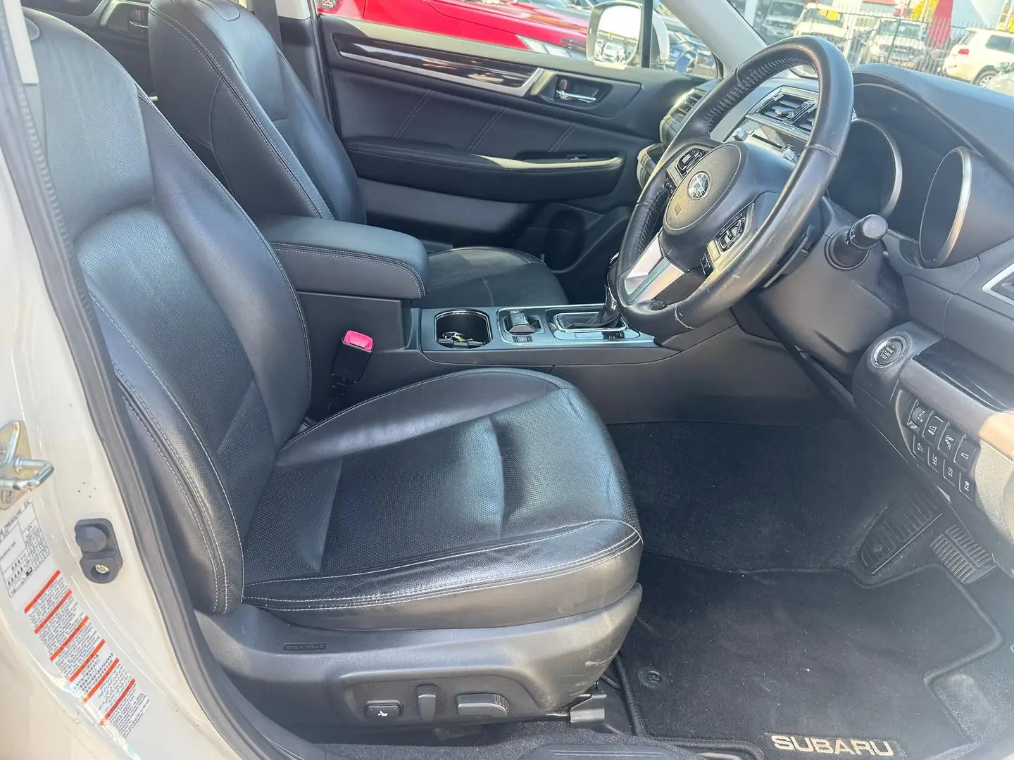 2017 Subaru Outback Gallery Image 10