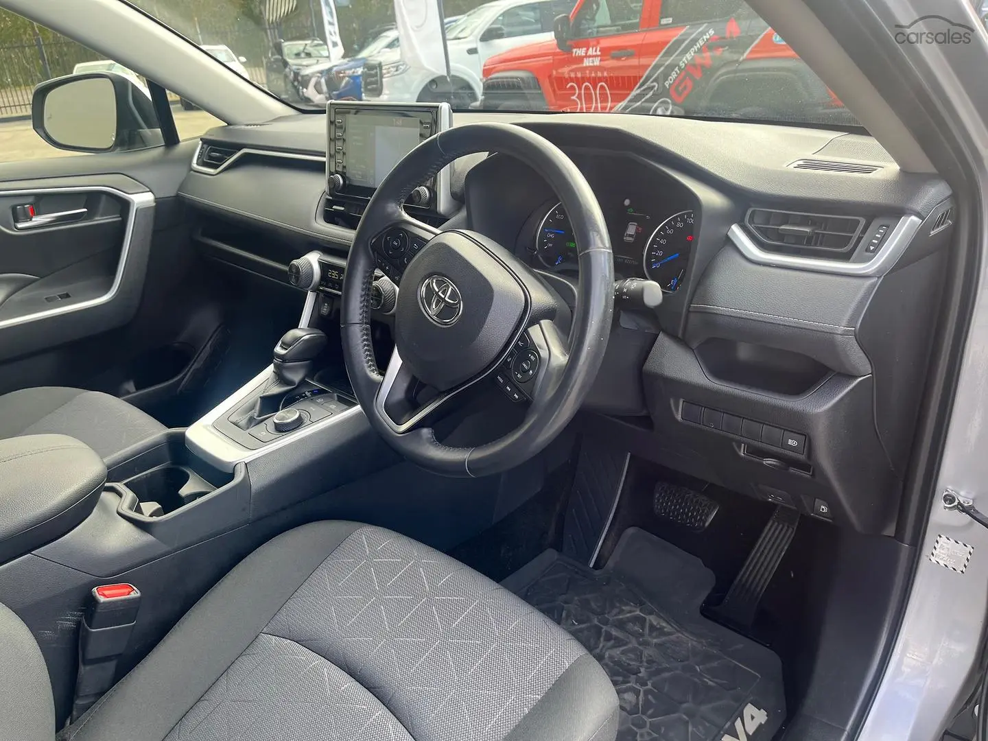 2019 Toyota RAV4 Image 9