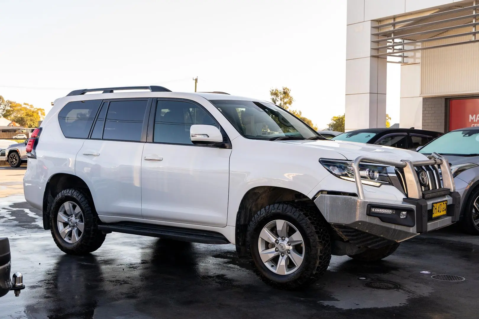 2023 Toyota Landcruiser Prado Gallery Image 3