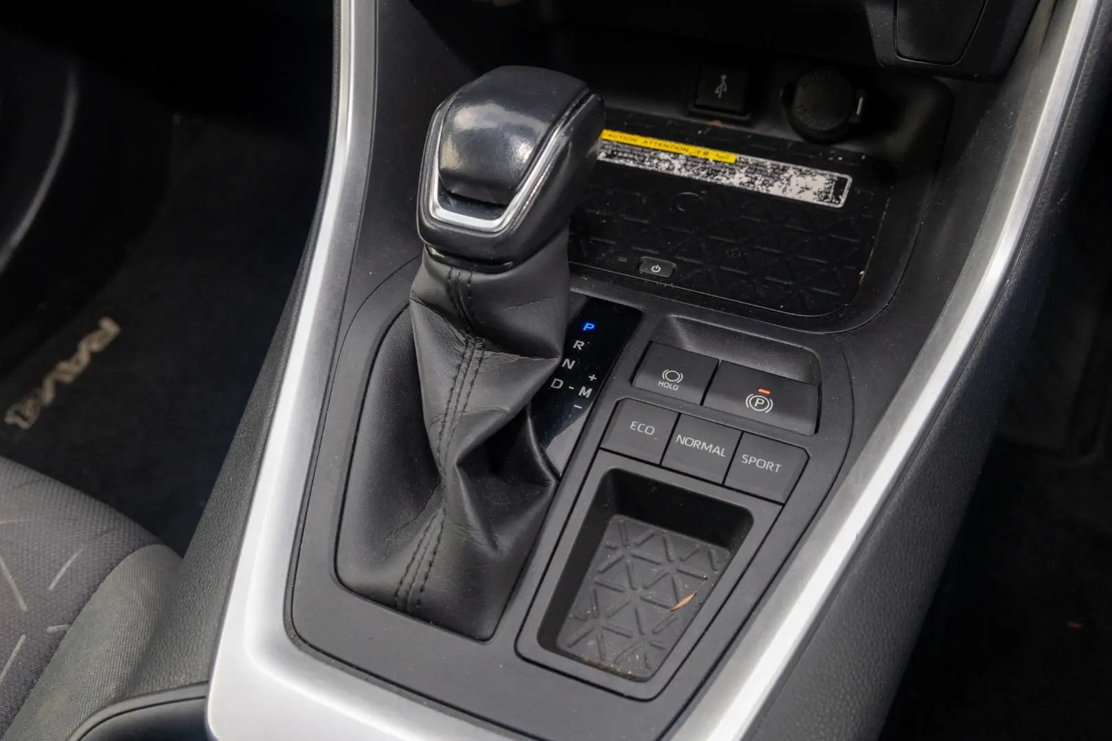 2020 Toyota RAV4 Gallery Image 17