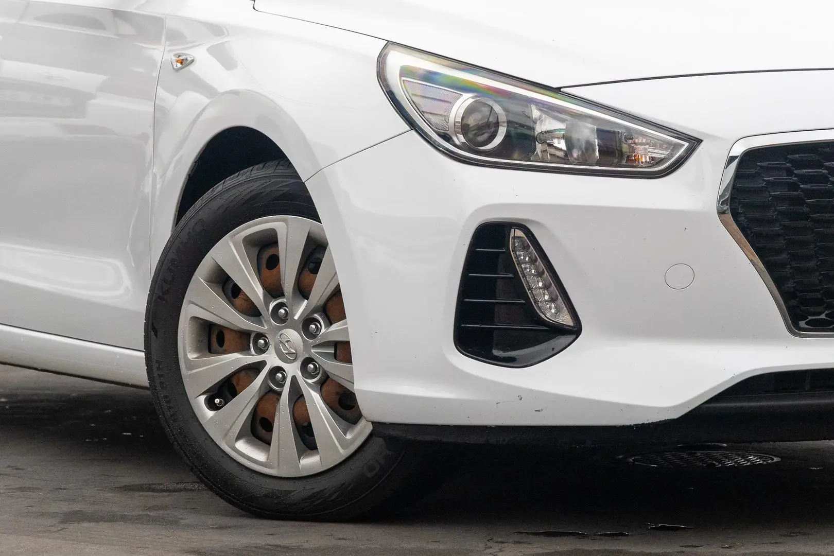 2019 Hyundai i30 Gallery Image 6