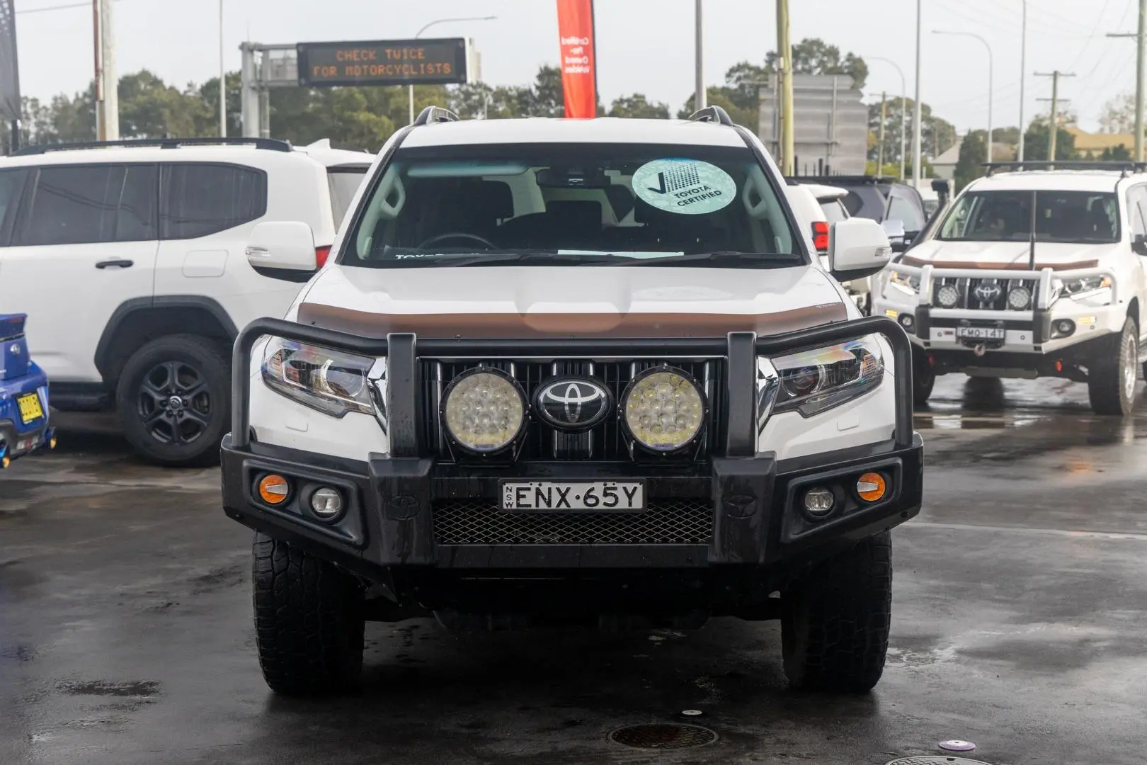 2021 Toyota Landcruiser Prado Gallery Image 4
