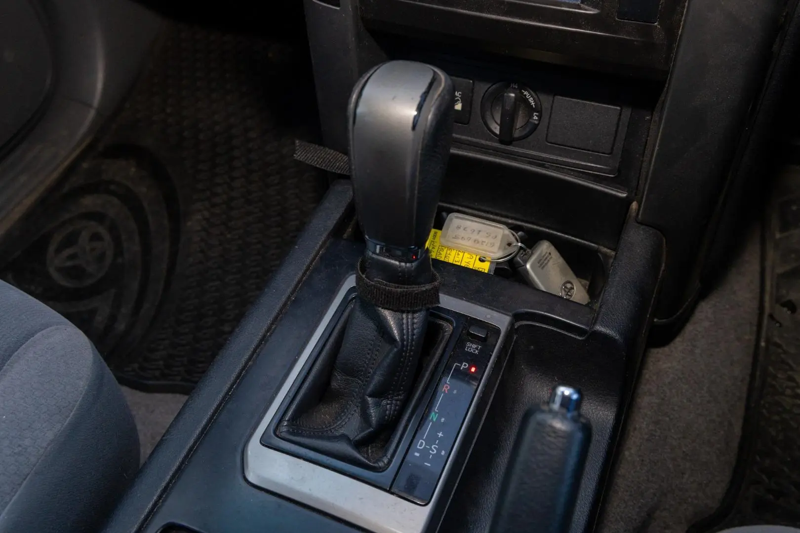 2013 Toyota Landcruiser Prado Gallery Image 17